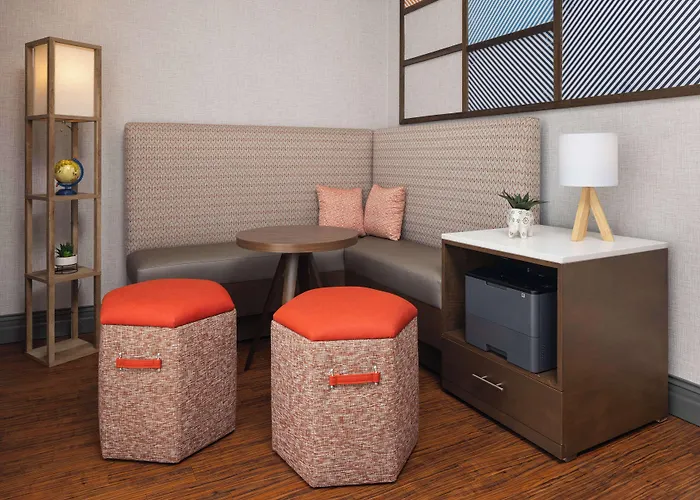 Hampton Inn Fairmont
